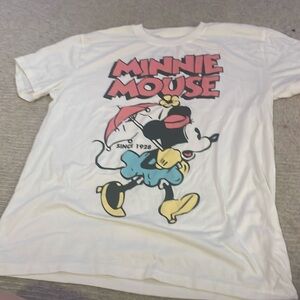 Target x Disney  Minnie Mouse t-shirt Size L